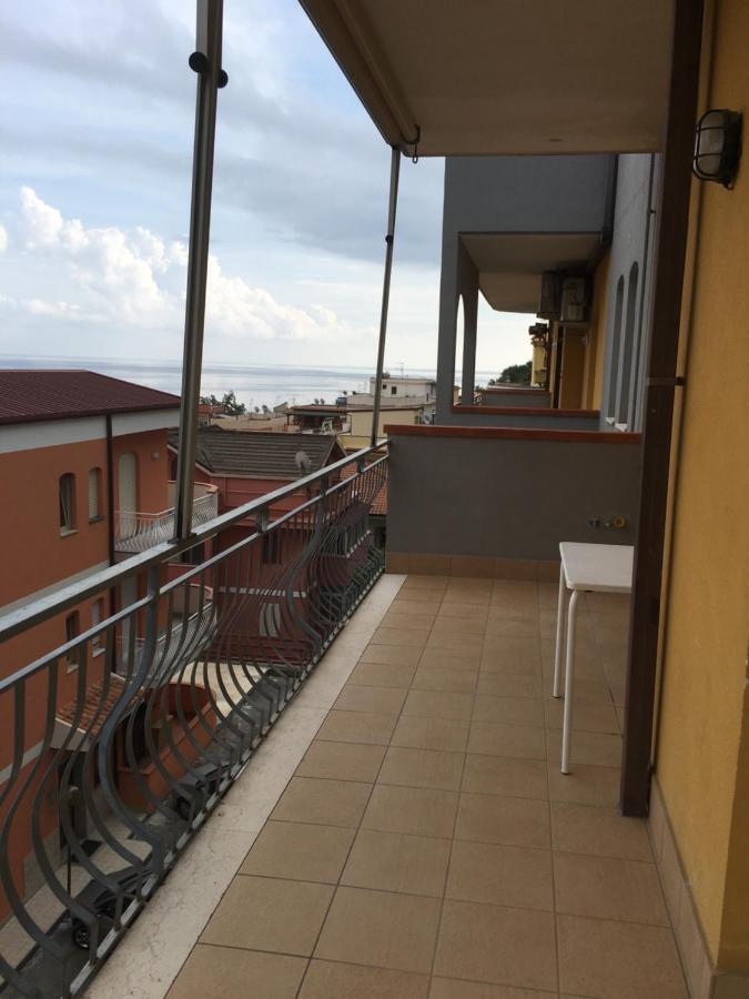 Residence La Fenice Ff Giardini Naxos Dış mekan fotoğraf